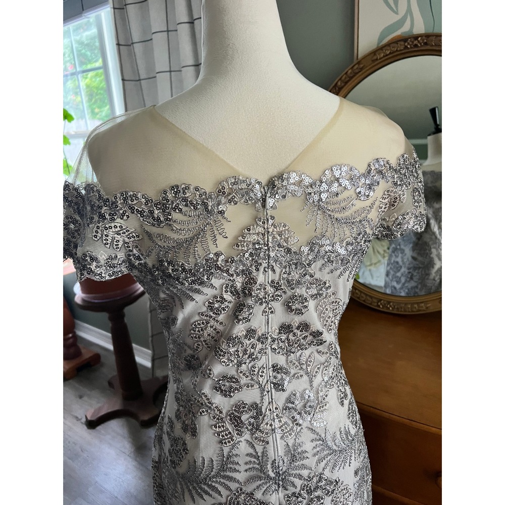 Tadashi Shoji Illusion Neck Metalic Embroidered Lace Sheath Dress Formal MOB - Picture 9 of 12